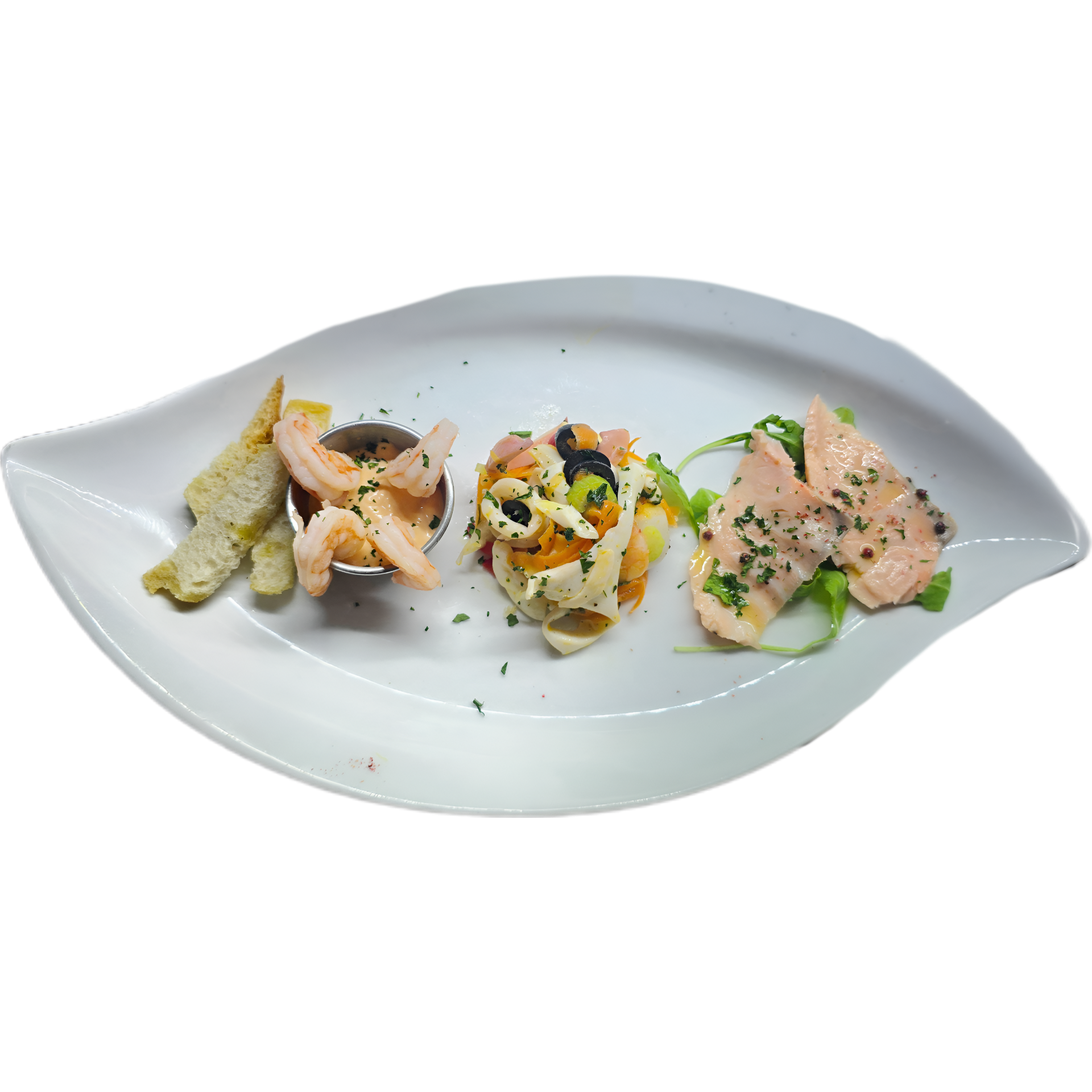 TRIS DI PESCE con cocktail di gamberi, insalata di mare e salmone marinato  15€